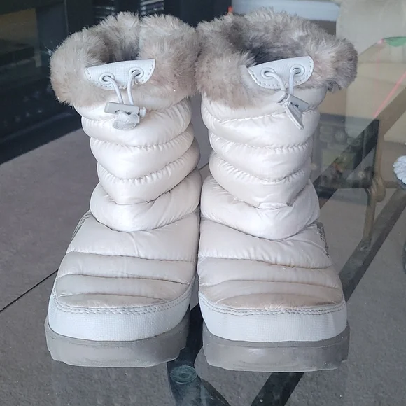 North Face Thermoball Puffer Ankle Booties Sz 7 - Picture 3 of 10